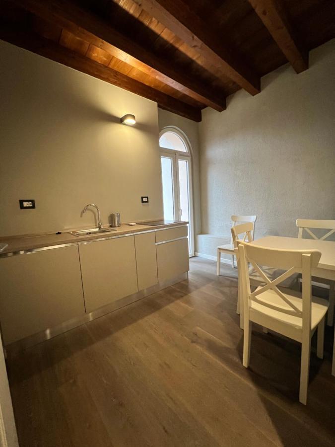V&B Suites And Apartments Παβία Εξωτερικό φωτογραφία