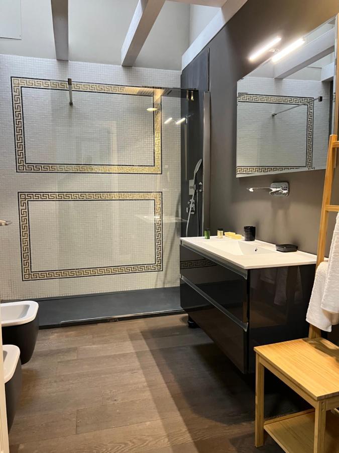 V&B Suites And Apartments Παβία Εξωτερικό φωτογραφία