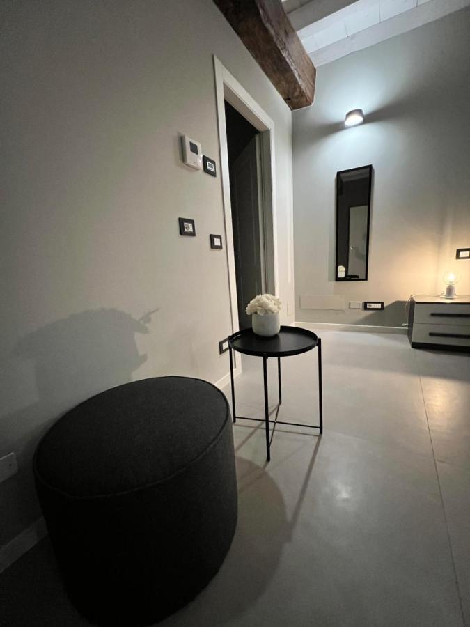 V&B Suites And Apartments Παβία Εξωτερικό φωτογραφία